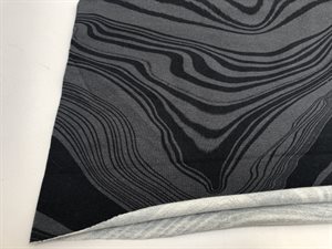 Let isoli - marmor look i sort, rest på 90 cm